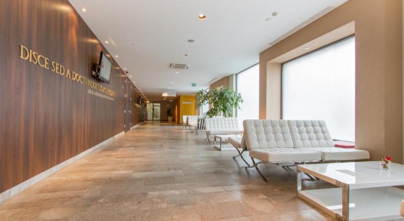 Rimske Terme - Hotel Zdraviliski Dvor Rimske Toplice Extérieur photo
