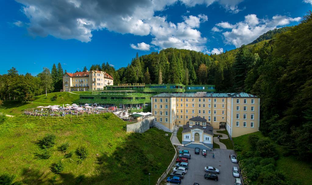 Rimske Terme - Hotel Zdraviliski Dvor Rimske Toplice Extérieur photo