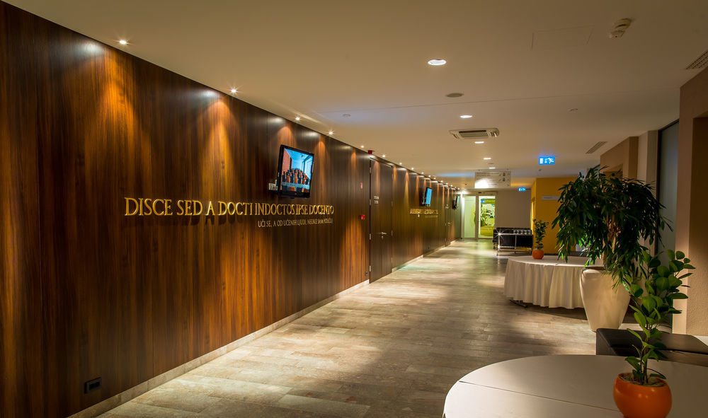 Rimske Terme - Hotel Zdraviliski Dvor Rimske Toplice Extérieur photo
